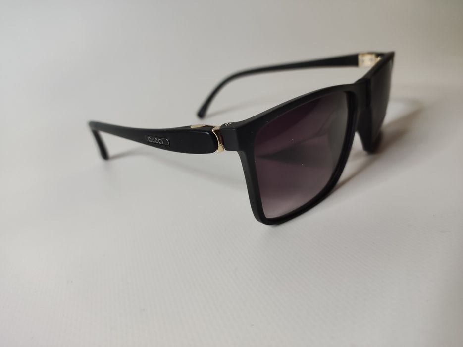Gucci Sunglasses Black and Gold