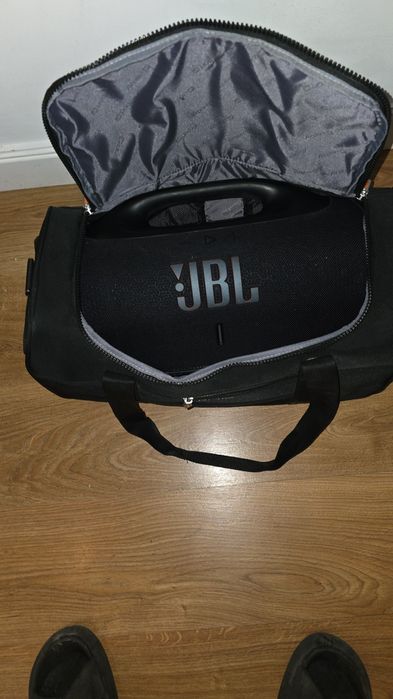 JBL Boombox 4 + Mala de Transporte – Como NOVA