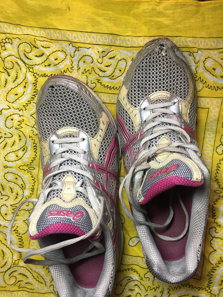 Asics Gel 1160 running 400 . Olx