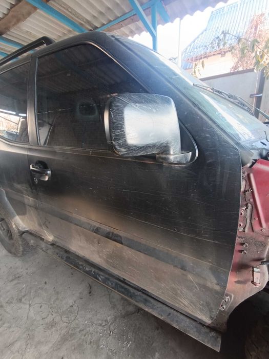 Зеркало Ниссан Террано Форд Маверик Nissan Terrano Дзеркало боковє