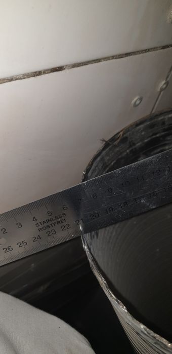 Tubo inox. flexível 3 m.  Diâm. 200mm  e 5m de diâm. 110mm. novo