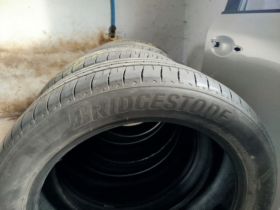 Opony Bridgestone alenza 235/50 R20  2022.