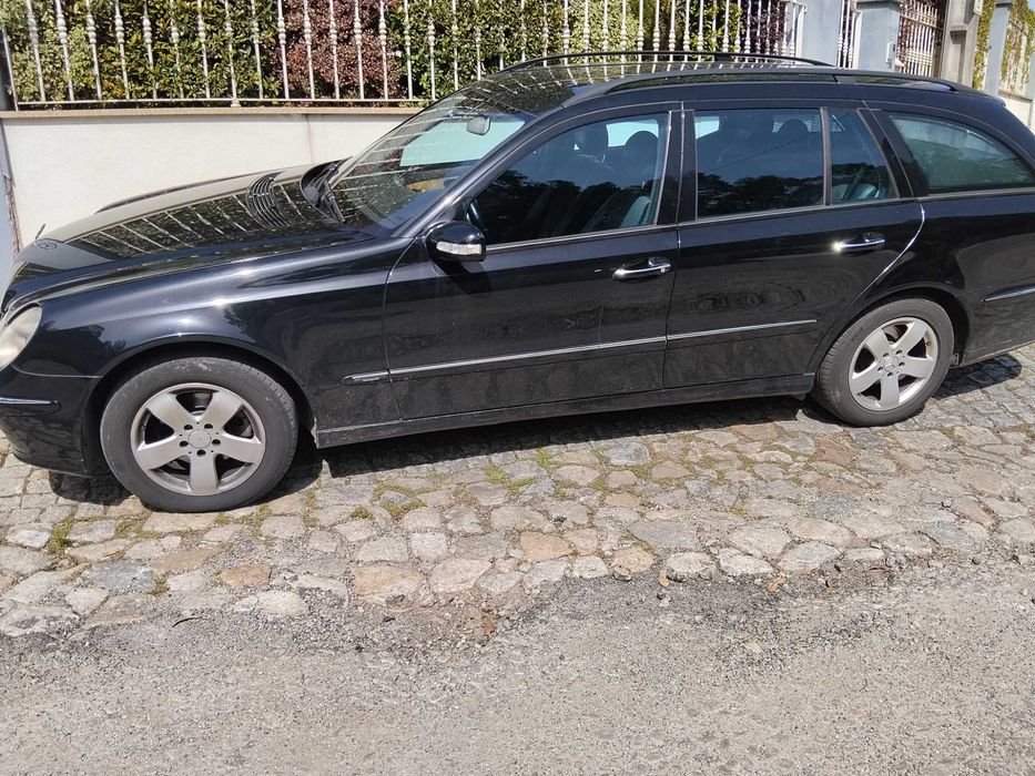 Carrinha Mercedes Benz E220