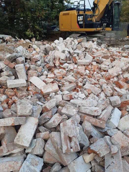 Kruszywo ceglane gruz rozbiorkowy na drogę utwardzenie terenu placu
