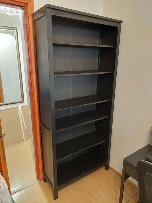 Polki drewno IKEA HEMNES-Leksvik-drewno-witryna