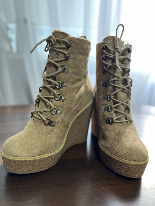 Ботильоны Marypaz демисезонные замшевые , с меховой отделкой