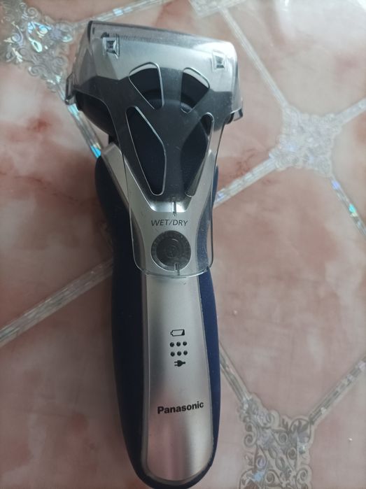 Бритва Panasonic ES-RT37