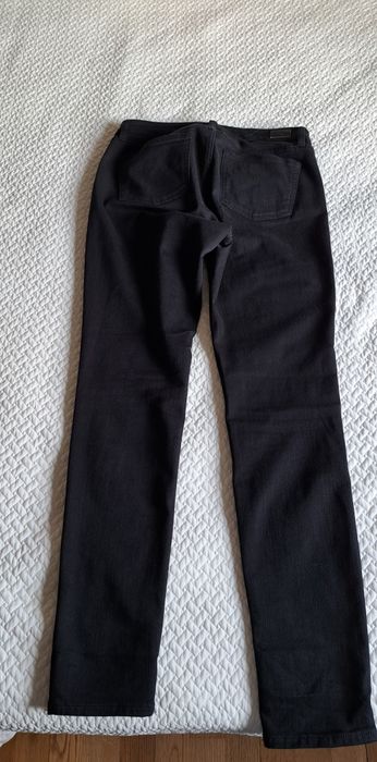 Calça ganga preta Ralph Lauren .
Envia se por