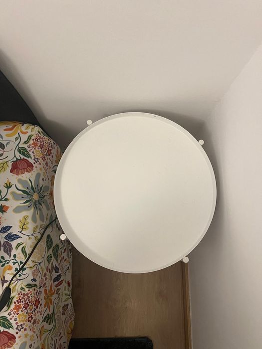 Mesa apoio branca IKEA GLADOM 
Mesa-tabuleiro, branco, 45x53 cm