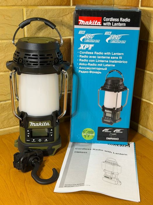 Makita DMR055 ліхтар + та радіо, оригінал з Англія