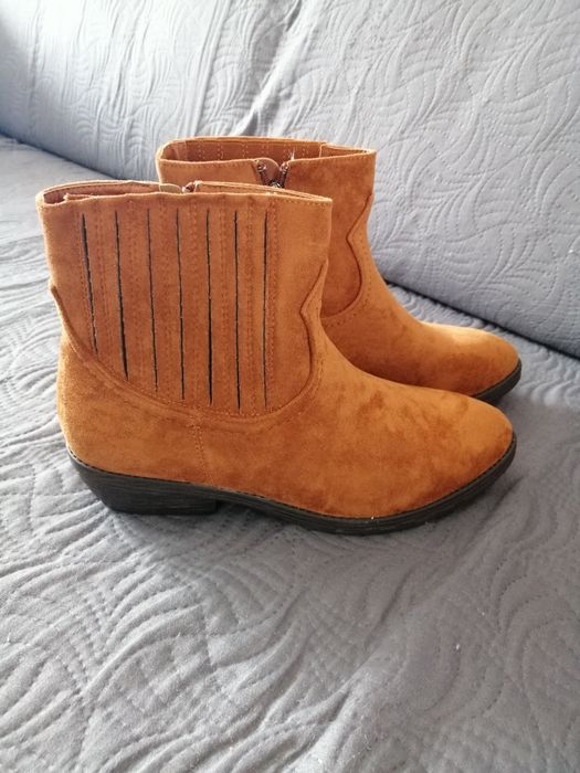 Zamszowe buty ocieplane