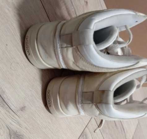 Buty adidas neo cloudfoom footbed EU 37