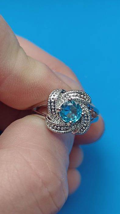 Каблучка з блакитним камінцем,925 проба