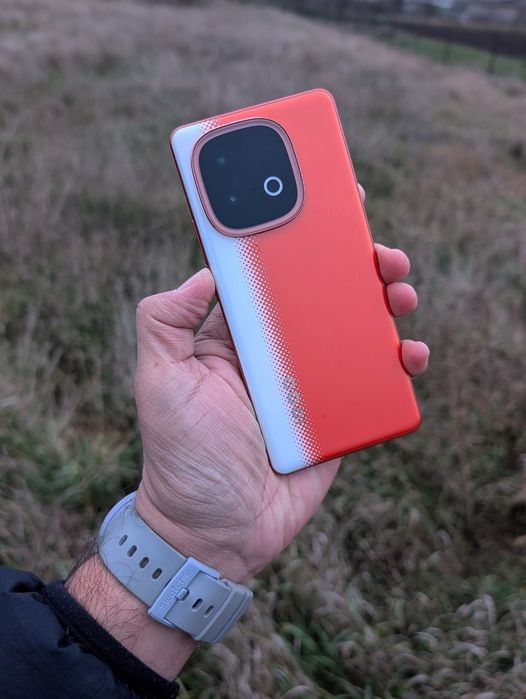 Iqoo neo 10 5g (16/512 укр мова Snapdragon 8s gen 4 для геймеров)