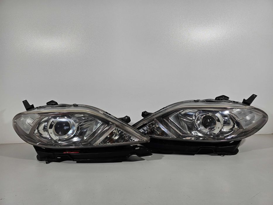 Honda FR-V FRV Lampy Przód Przednie Xenon Lewa + Prawa Europa Stan BDB