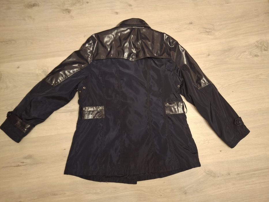 Куртка жіноча, Франція