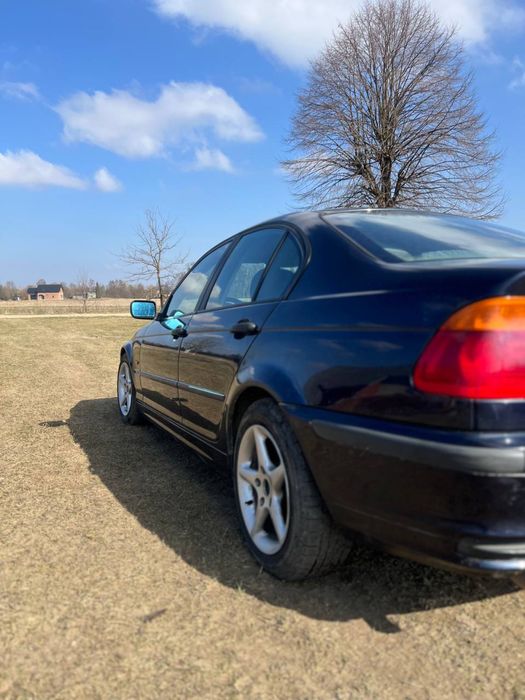 Продам бмв є46 2.0бензин на повному ходу