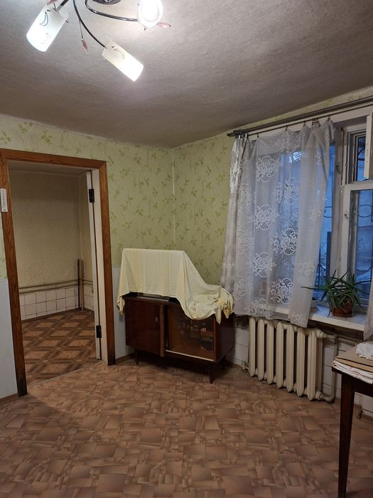 Поділ, частина будинку