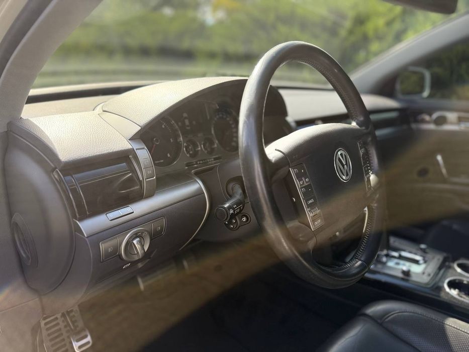 Volkswagen Phaeton 2009