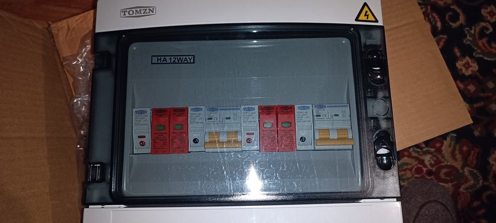 Фотоелектрична обв'язка сонячних панелей СЕС TOMZN