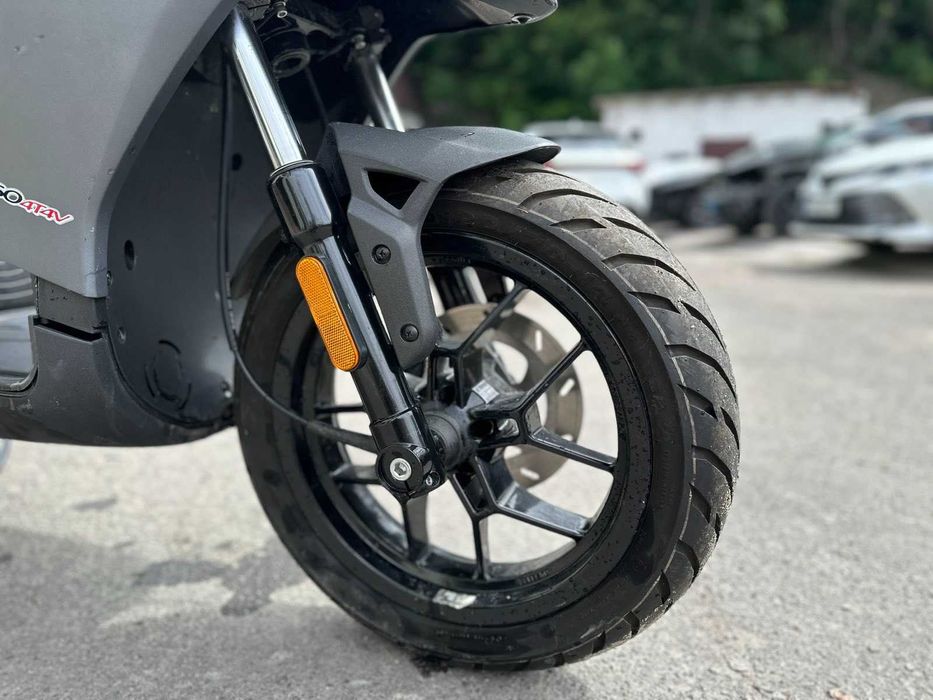 Продається скутер  Piaggio Typhoon 50 4T