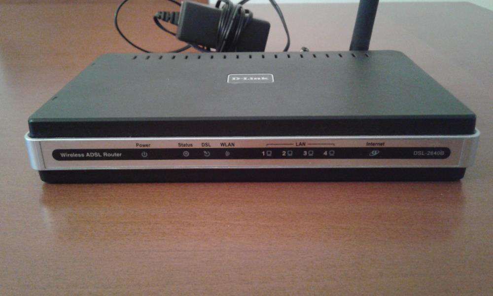 Router D-Link / DSL-2640B