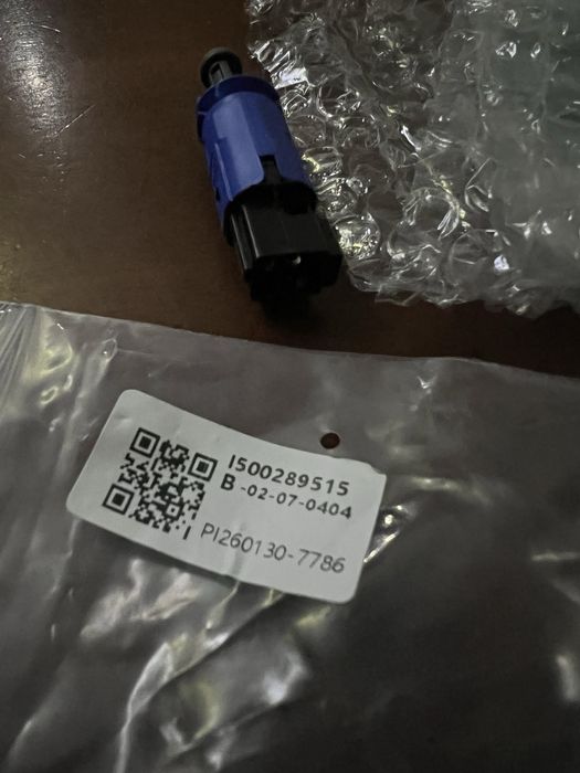 Датчик тормоза Smart Fortwo  A4515450209 4525450009 4515450209