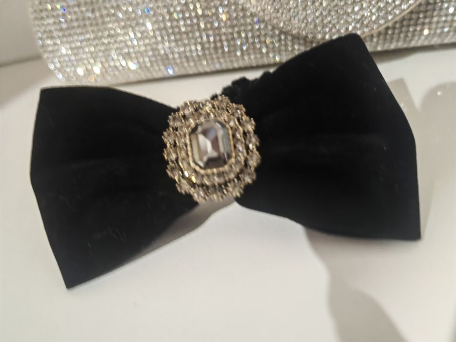 Elegancka gumka do włosów kokarda
