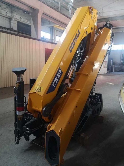 Кран-маніпулятор Copma 178.3 (виліт 10,27 м. 1450 кг) Італія