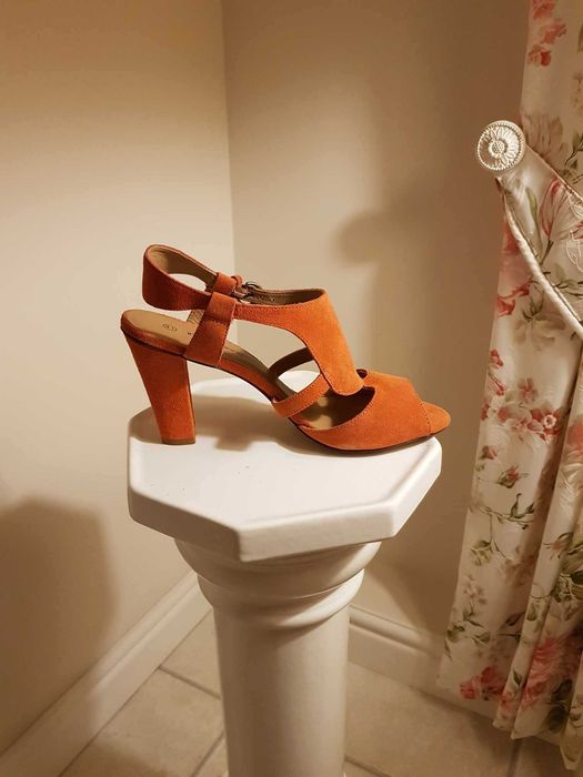 Buty damskie zamszowe rozmiar 41