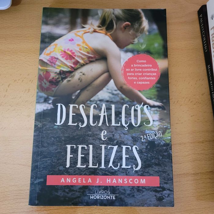 Livro Descalços e felizes