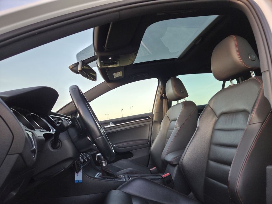 VW Golf VII GTI *DSG*Panoramico*Pele*Bola de reboque*