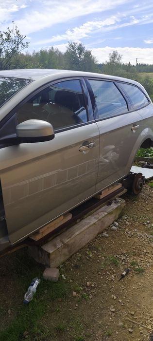 Drzwi prawe lewe mondeo MK4 d8
