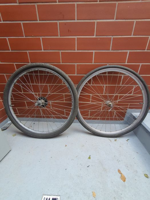 Zestaw kół 28" rower miejski/cross, v-brake, kaseta