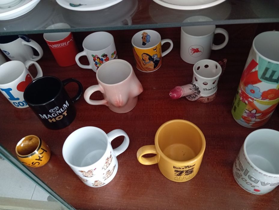 Canecas diversas para colecionadores