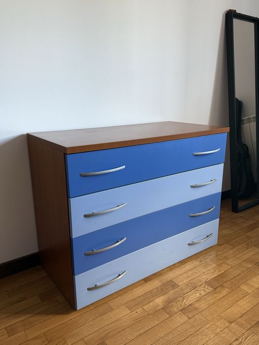 EXECELENTE ESTADO Mobilia de quarto azul