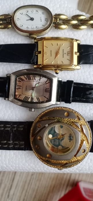 Женские наручные часы