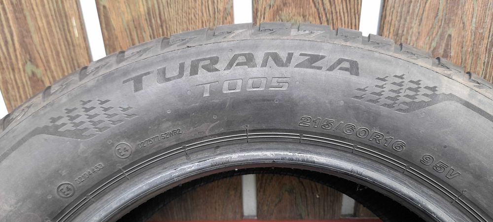 Opony letnie  Bridgestone  215/60 R16 V         95V