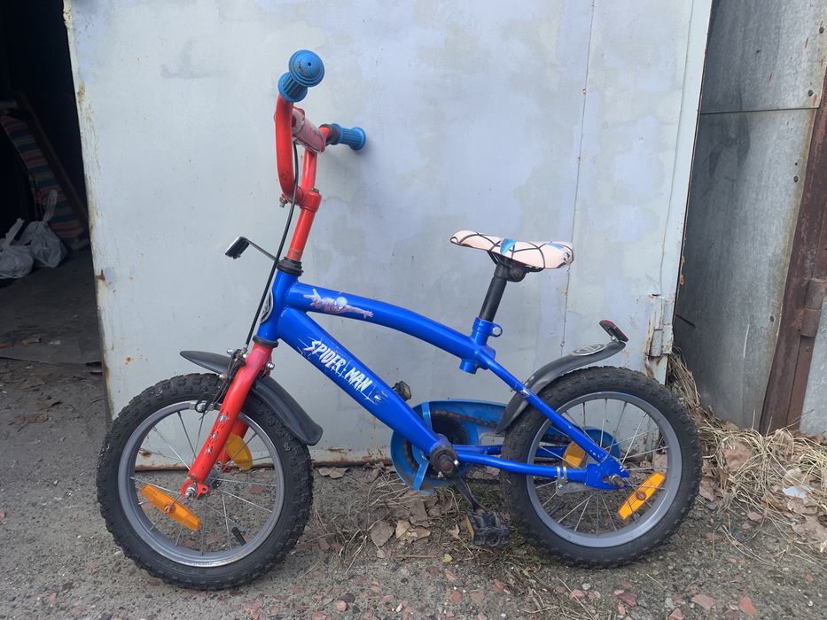 Велосипед дитячий 4-6 років з додатковими колесами