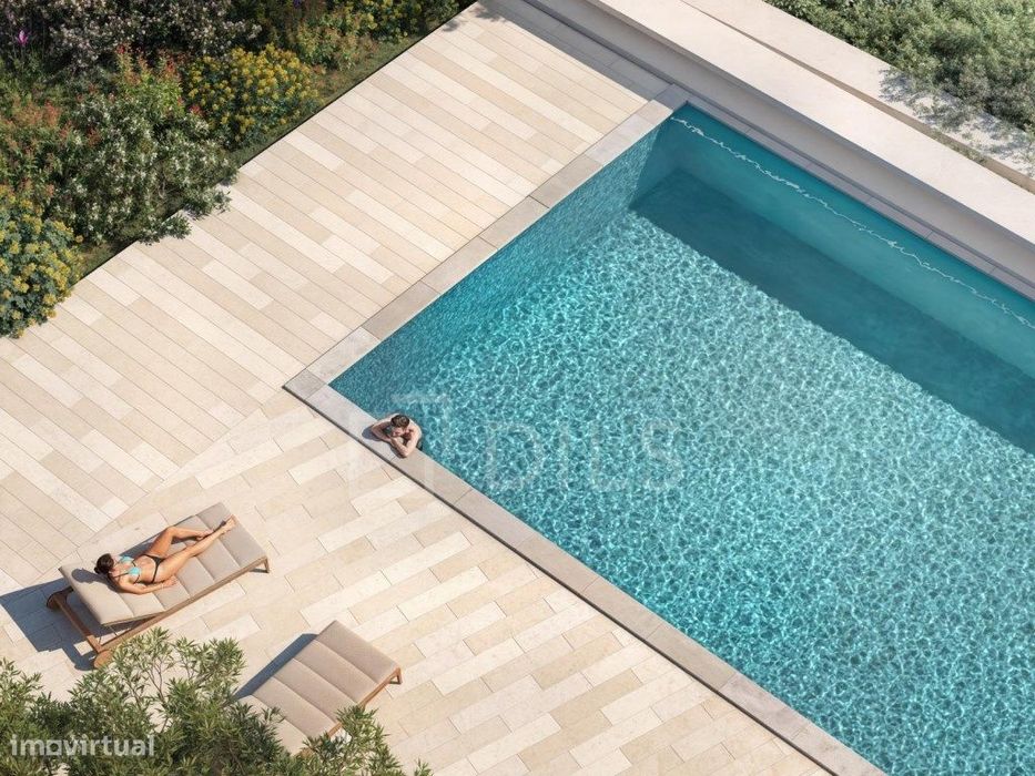 Apartamento T3 com terraço no Belas Clube de Campo