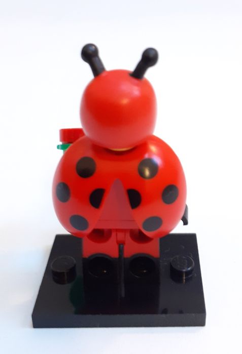 Lego minifigurka Biedronka 71029