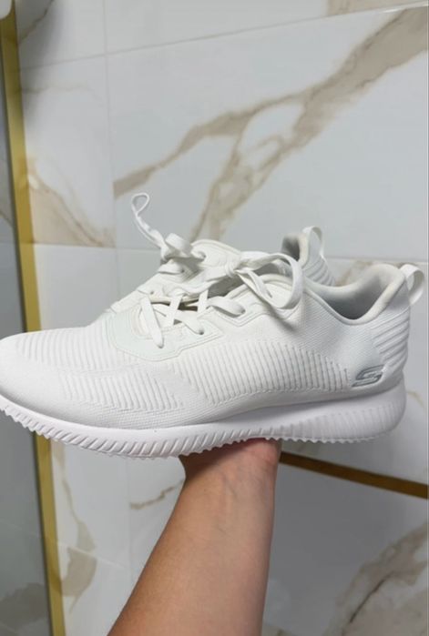Białe sneakersy skechers Bobs Squad - Tough Talk SN 32504 r. 42