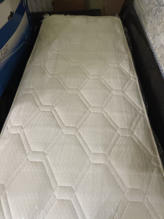 Матрас новый 2 шт