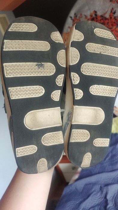 30 TWISTY skórzane buty sportowe dla chłopca.