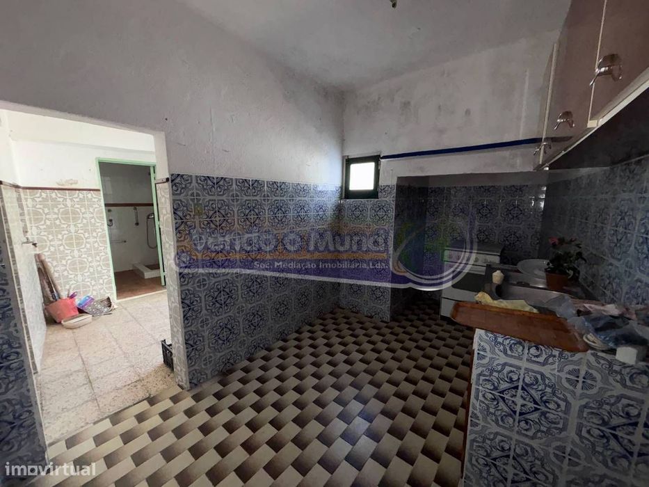 Moradia T2 + 1 em Mora (MOR104)