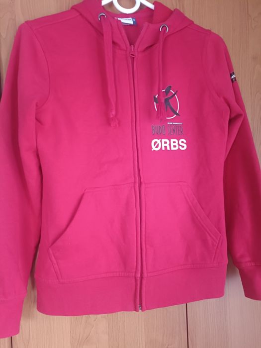 Czerwona bluza roz XS