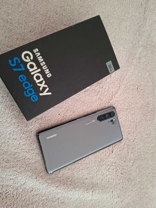 Telefon komórkowy
