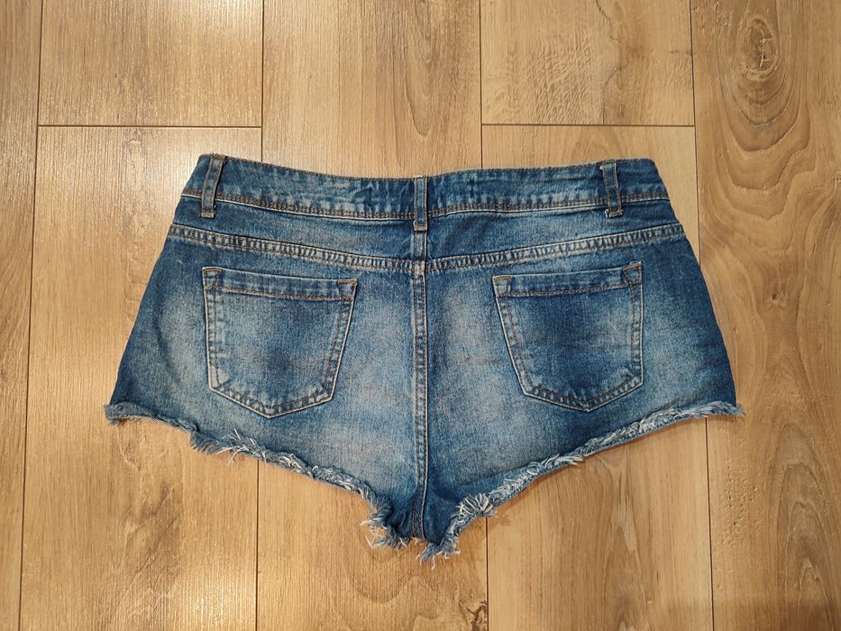 Dwie pary jeansowych spodenek rozmiar L 40