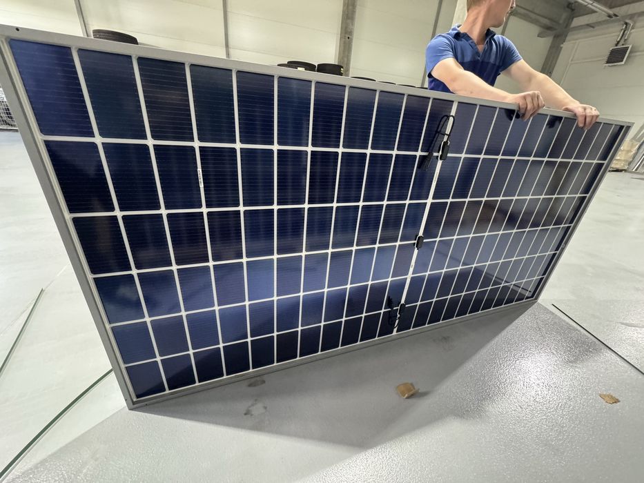 Сонячні панелі  640 w