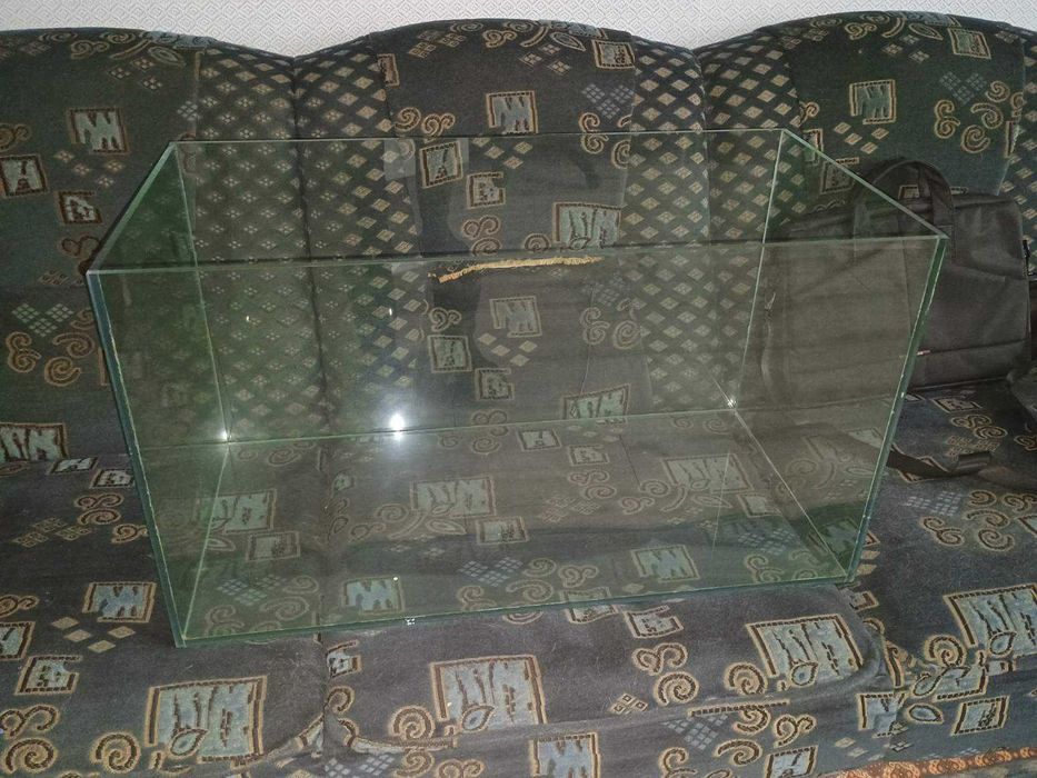 продам акваріум 140л
